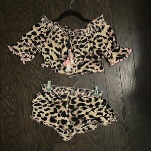 River Island - Leopard Print Off-Shoulder Top and Shorts Set- S